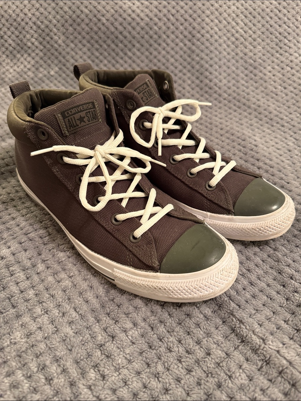 Men’s Olive Green Converse All Stars 10